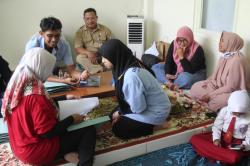 Keren, UMKM di Surabaya Ini Pekerjakan 13 Penyandang Disabilitas