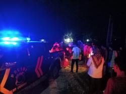 Mobil Tertemper KA Barang di Grobogan, Dua Penumpang Suzuki Carry Meninggal Dunia