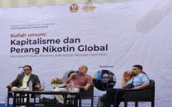 Bedah Buku Nicotine War, Abhisam Demosa: Kenaikan Cukai Rokok Hancurkan Industri Kretek Nasional