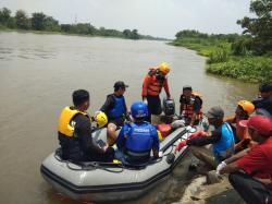 Bermain di Sekitar DAM Karet, Bocah 14 Tahun Ditemukan Tewas di Sungai Brantas