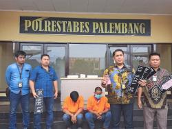 Modifikasi Tiga Mobil Innova, Dua Penimbun BBM Bersubsidi di Palembang Diringkus di SPBU