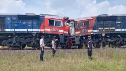 Dua Kereta Pengangkut Batu bara Adu Banteng di Stasiun Rengas Lampung, Begini Kronologinya