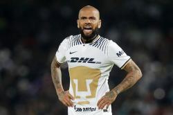 Klub Pumas UNAM Pecat Mantan Bek Barca Dani Alves usai Ditangkap Polisi Kasus Pelecehan Seksual