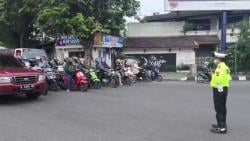 Hari Pahlawan 10 Nopember, Pengguna Jalan di Sukoharjo Diajak Polisi Mengheningkan Cipta