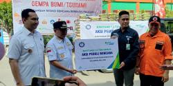 BPJS Ketenagakerjaan Serahkan Bantuan Beras Bagi Korban Banjir Majene
