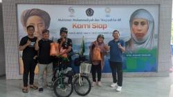 Suami Istri Gowes Purbalingga - Solo, Demi Hadiri Muktamar Muhammadiyah