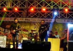 Peserta Event One Day Trail Adventure di Majene Dihibur Band Kamuflase