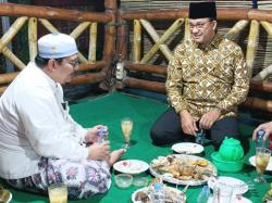 Setelah Kakak Gus Baha, Giliran Putra Mbah Moen Dukung Pencapresan Anies Baswedan