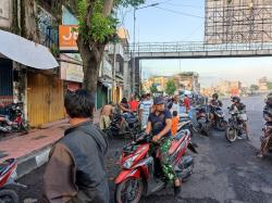 Terjadi Laka, Dua Pengendara Motor Dilarikan Ke Rumah Sakit di Jember