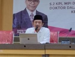 Prof Fatah Syukur Beri 3 Pesan Penting pada Awardee UIN Walisongo