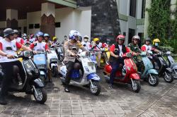 Forkopimda Kabupaten Probolinggo Konvoi Motor Listrik Ramah Lingkungan