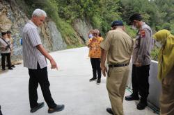 Pembangunan Jalan Kebumen-Banjarnegara Buruk, Ganjar: Pating Jerabut!