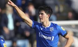 Bek Timnas Elkan Baggott Bawa Gillingham FC Lolos Babak Kedua Piala FA