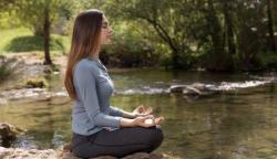 Cara Meditasi Untuk Meningkatkan Konsentrasi, Hirup Udara Segar Salah Satunya