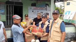 Korban Banjir di Makmur Terima Bantuan Masa Panik