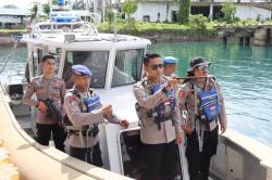 Siaga Bencana Alam dan Cuaca Ekstrim, Kapolres R4 Pimpin Patroli Perairan Raja Ampat