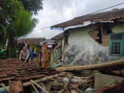 Gempa Cianjur Sebabkan 641 Rumah, 6 Bangunan Sekolah dan 10 Tempat Ibadah di Sukabumi