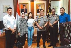 Heboh! Nikita Willy Kompak Berbaju Putih dengan Ferdy Sambo, Ini Foto Lawasnya