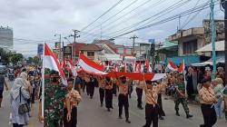 Bendera Merah Putih 1001 meter Dikirab di Pantura Brebes