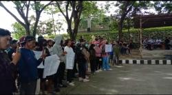 Warga Tambi dan Kampung Baru Demo DPRD Sulbar, 4 Poin Tuntutan soal Arteri Tahap II