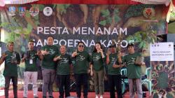 Lestarian Hutan, Sampoerna Kayoe Tanam Ribuan Pohon Serempak