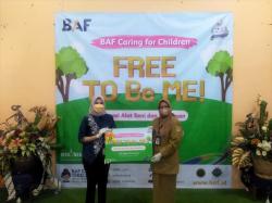 Dukung Kesetaraan Pendidikan, BAF Salurkan Bantuan untuk Penyandang Disabilitas