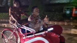 Becak dan Andong Batal Dilibatkan, Tamu Undangan Resepsi Kaesang-Erina Diangkut Shuttle Bus