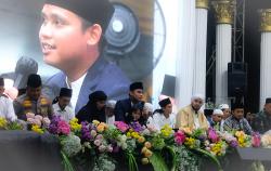 Minta Keselamatan dari Bencana, Bupati dan Ribuan Warga Kendal Lantunkan Sholawat