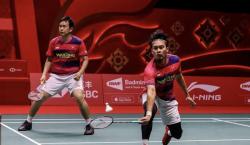 Ahsan/Hendra Kembali Menang Atas Pasangan Denmark di Fase Grup, Peluang Semifinal Terbuka Lebar!