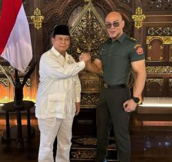 Deddy Corbuzier Sandang Pangkat Kolonel TNI AD Oleh Menhan, Netizen Bagi Bagi Jabatan