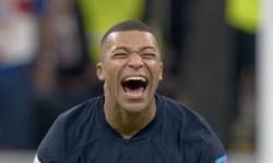 Kylian Mbappe Tertawa Ngakak Lihat Harry Kane Gagal Eksekusi Penalti di Perempatfinal Piala Dunia