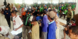 Lambatnya Pelayanan, Ratusan Pelaku Transportasi Penerima BLT Nyaris Ricuh