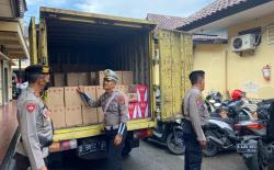 Mobil Boks Bawa Ribuan Botol Miras Diamankan Polres Tasikmalaya Kota, Stok untuk Malam Tahun Baru