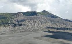 4 Hari Kedepan Kendaraan Bermotor Dilarang Masuk Kawasan Wisata Gunung Bromo