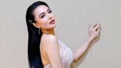 Wika Salim Bikin Pangling Berdress Transparan, Tuai Pujian Netizen