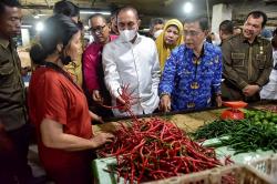 Harga Bahan Pokok Merangkak Naik Jelang Lebaran, Ini Rinciannya!