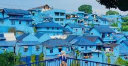 Rumah Berwarna Biru seperti di Santorini Yunani, Ternyata Ada di Indonesia lho!