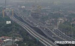 Breaking News! Kecelakaan Beruntun di Tol MBZ, Tol Cikampek Macet Parah