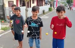 Lagi Hits! 4 Manfaat Main Latto-Latto, Ternyata Bisa Menambah Kecerdasan Anak