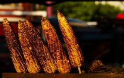 Resep Jagung Bakar Pedas Manis untuk Barbeque di Malam Tahun Baru, Maknyus!