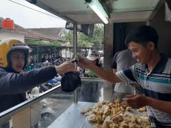 Bacol Asli Cimahi, Makanan Ringan Menggiurkan Lidah