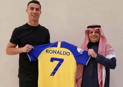 Resmi, Cristiano Ronaldo Gabung Al Nassr dengan Gaji Rp3 Triliun per Tahun