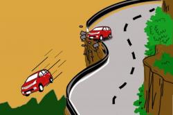 Diduga Slip Ban, Mobil Wisatawan Terperosok ke Jurang Sedalam 4 Meter