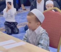 Kisah Bocah 4 Tahun Hafidz Quran, Netizen: Semoga Keturunan Kita Seperti Ini