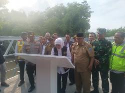 Jembatan Pengganti Diresmikan, Gubernur Jatim Minta Masyarakat Ikut Menjaga