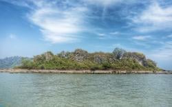 Healing Tipis-Tipis ke Pantai Palabuhanratu Geopark Ciletuh, Ada Spot Menarik