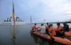 Ridwan Kamil Sidak Masjid Al Jabbar Soal Sampah yang Berserakan