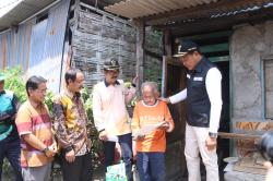 Rumah Janda 62 Tahun di Sidoarjo Dibedah hingga Ngateman Diajak Tinggal di Rusunawa