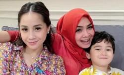 Artis Lawas yang Punya Anak dan Cucu Sama-Sama Selebritis, Mewarisi Bakat dan Popularitas