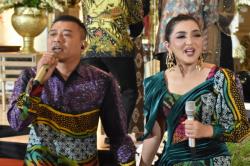 Duet Anang-Ashanty Bikin Tamu Ngunduh Mantu Putra Tunggal Bupati Karanganyar Ikut Goyang